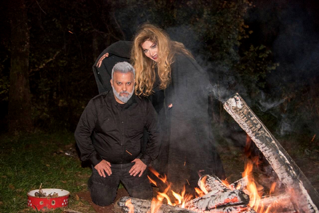 Ноћ вештица на српски начин: Борко остарио због Данице Максимовић (ФОТО)